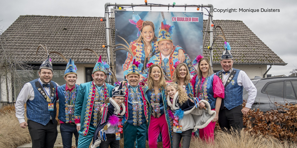 Foto: Bok weer geplaatst bij prinsenparen Buulder Buk