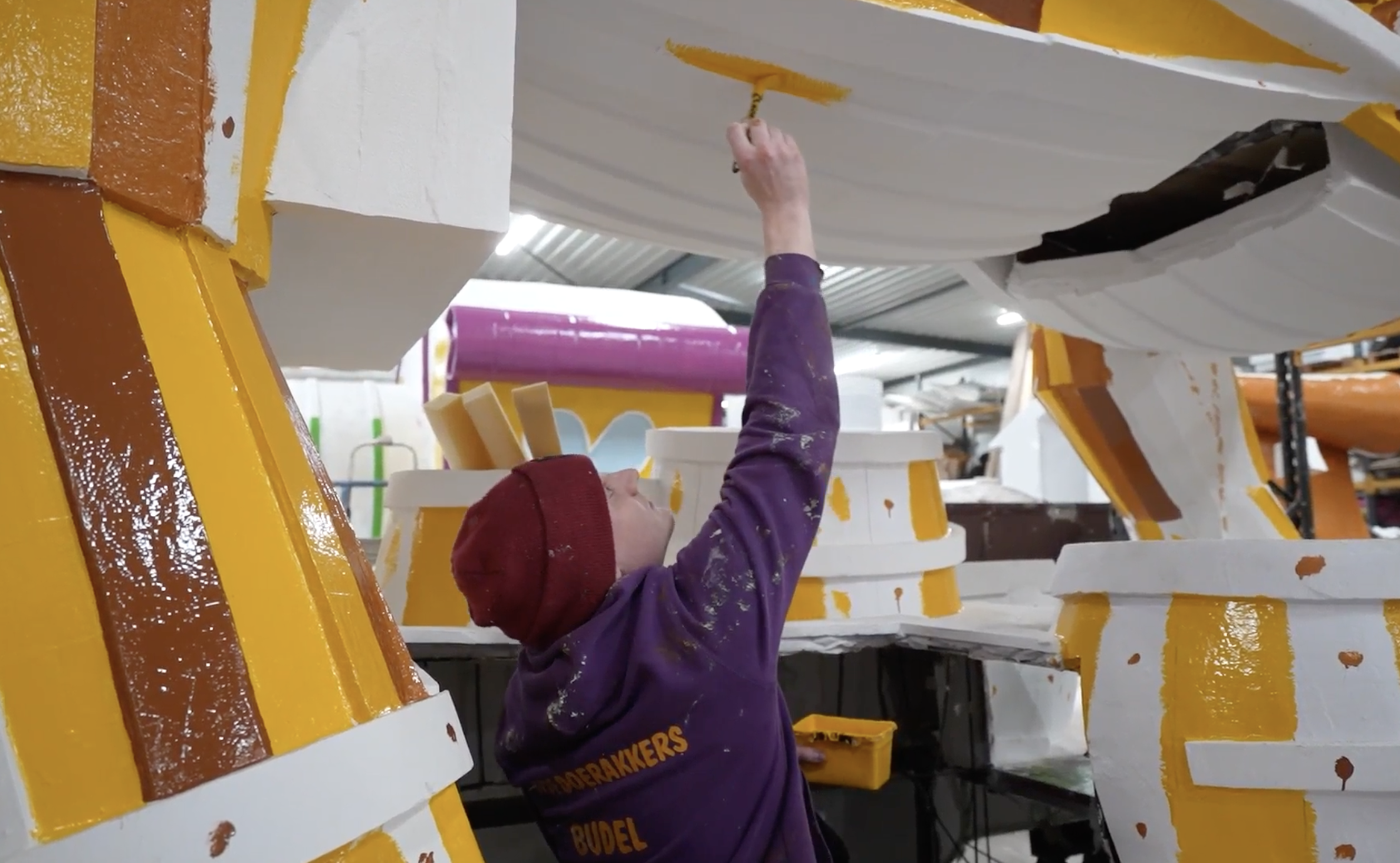 Foto: Cranendonckse carnavalsvierders zetten puntjes op i