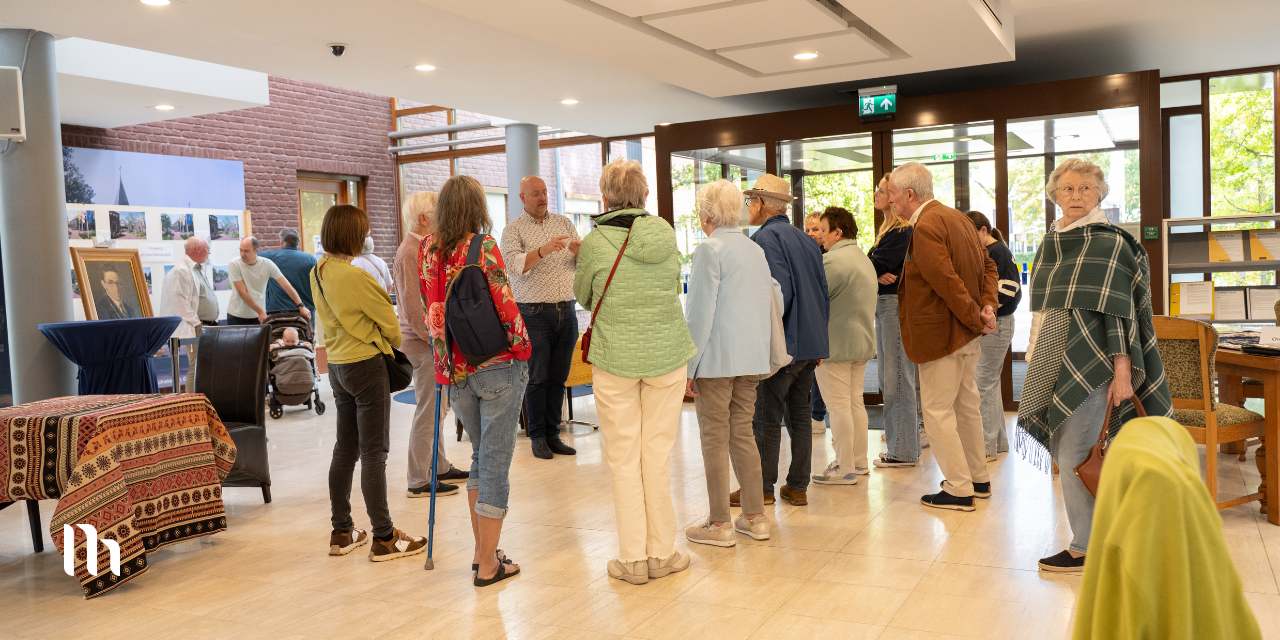 Foto: Eerste Dag van de Democratie trekt geïnteresseerd publiek