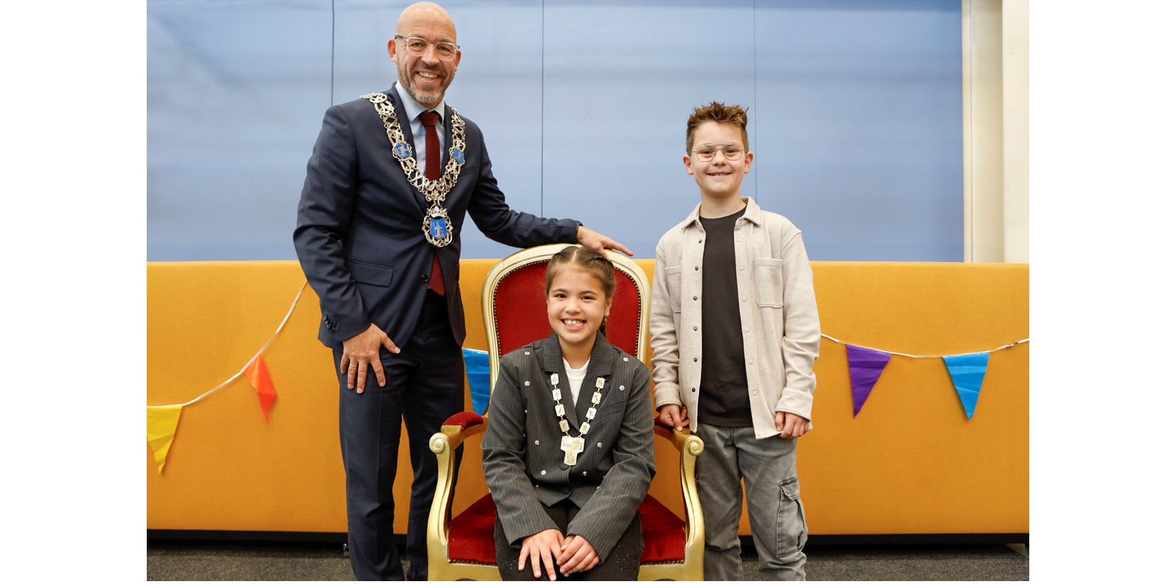 Foto: Stephanie Aarts nieuwe kinderburgemeester van Valkenswaard