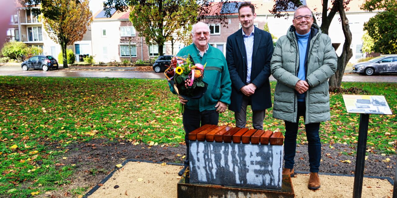 Foto: Eerste steen Sint-Jozefkerk Valkenswaard herplaatst