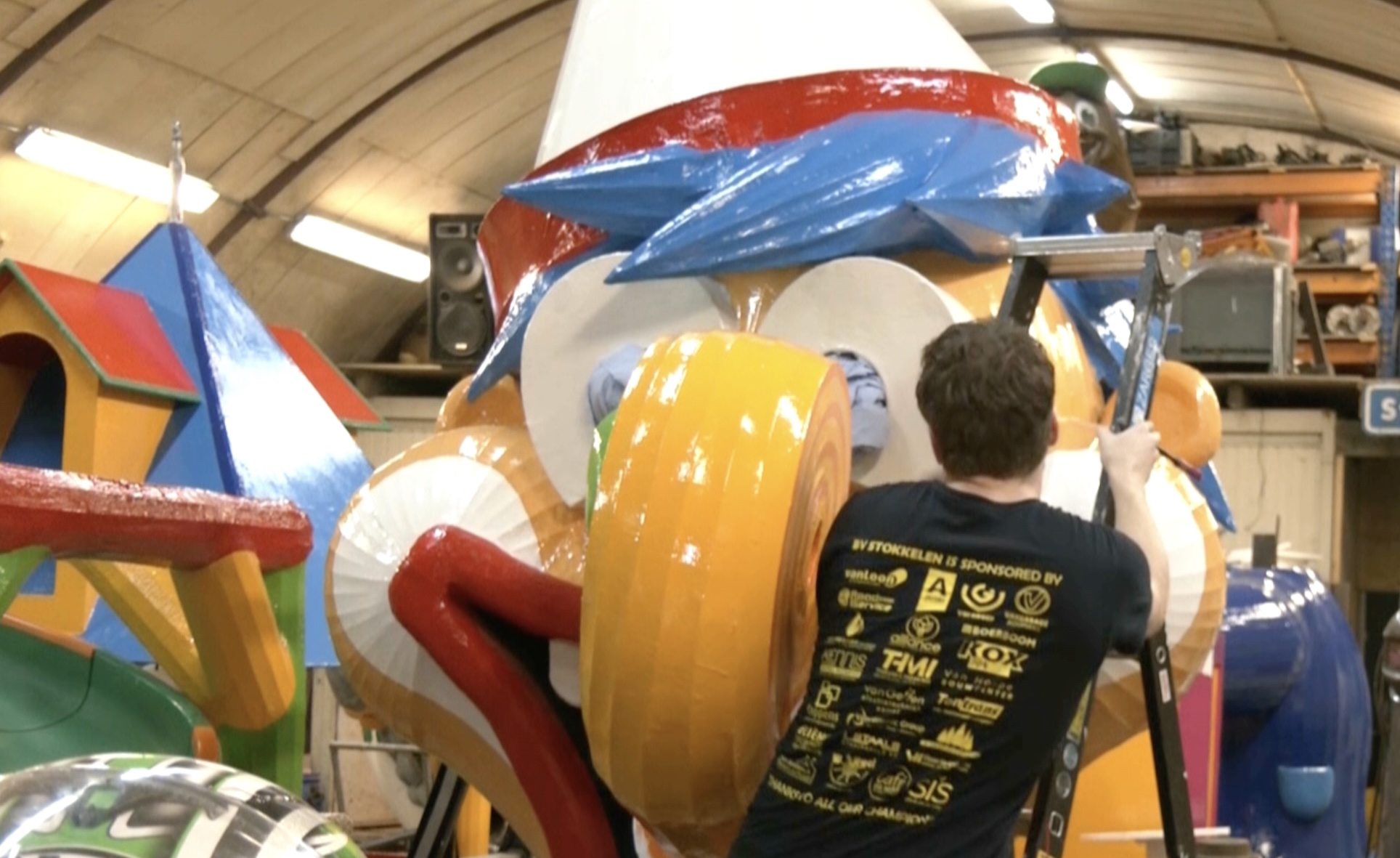 Foto: Wagenbouwers bezig met laatste loodjes KempenOptocht