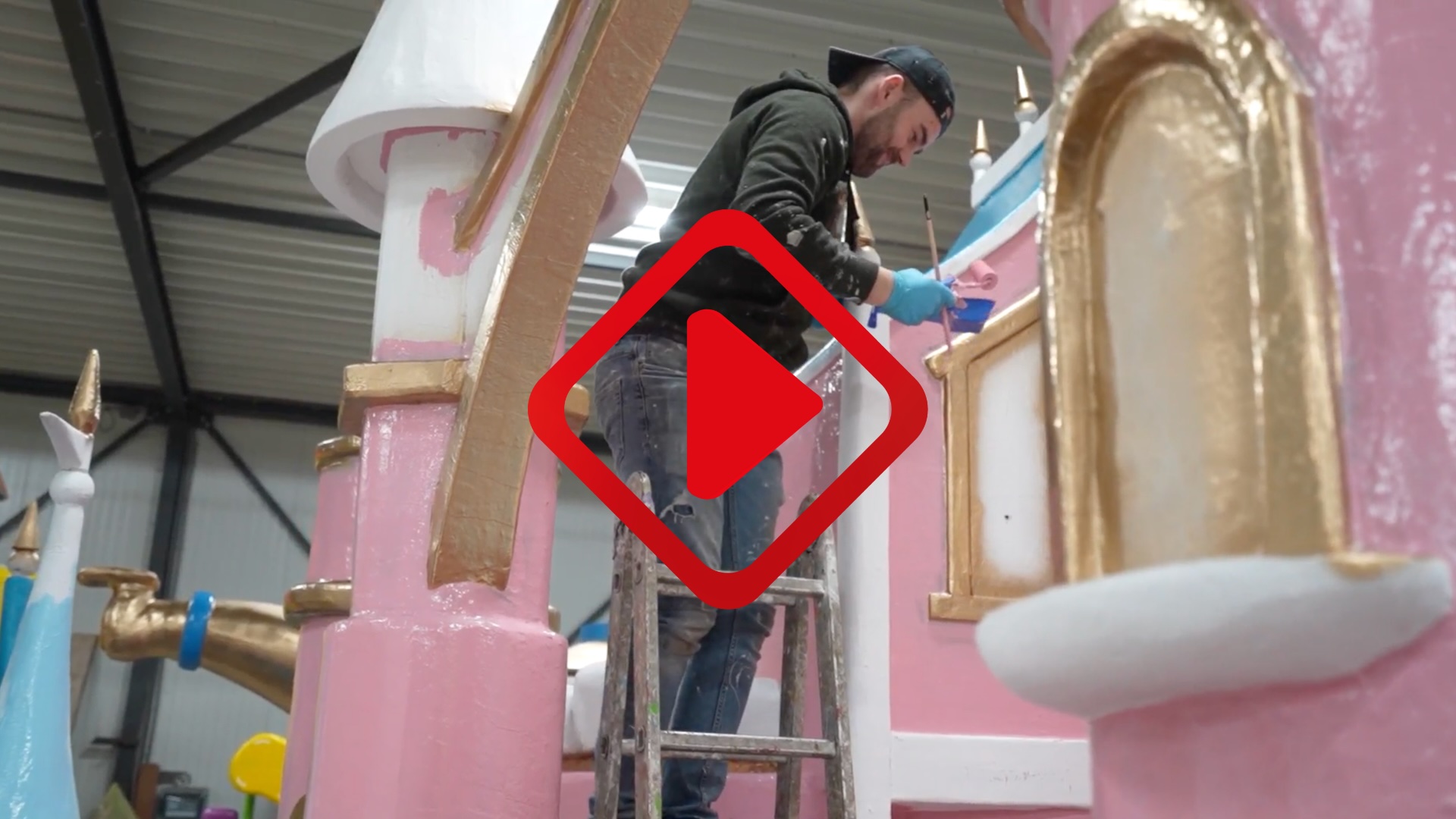 Foto: Cranendonckse carnavalsvierders zetten puntjes op i