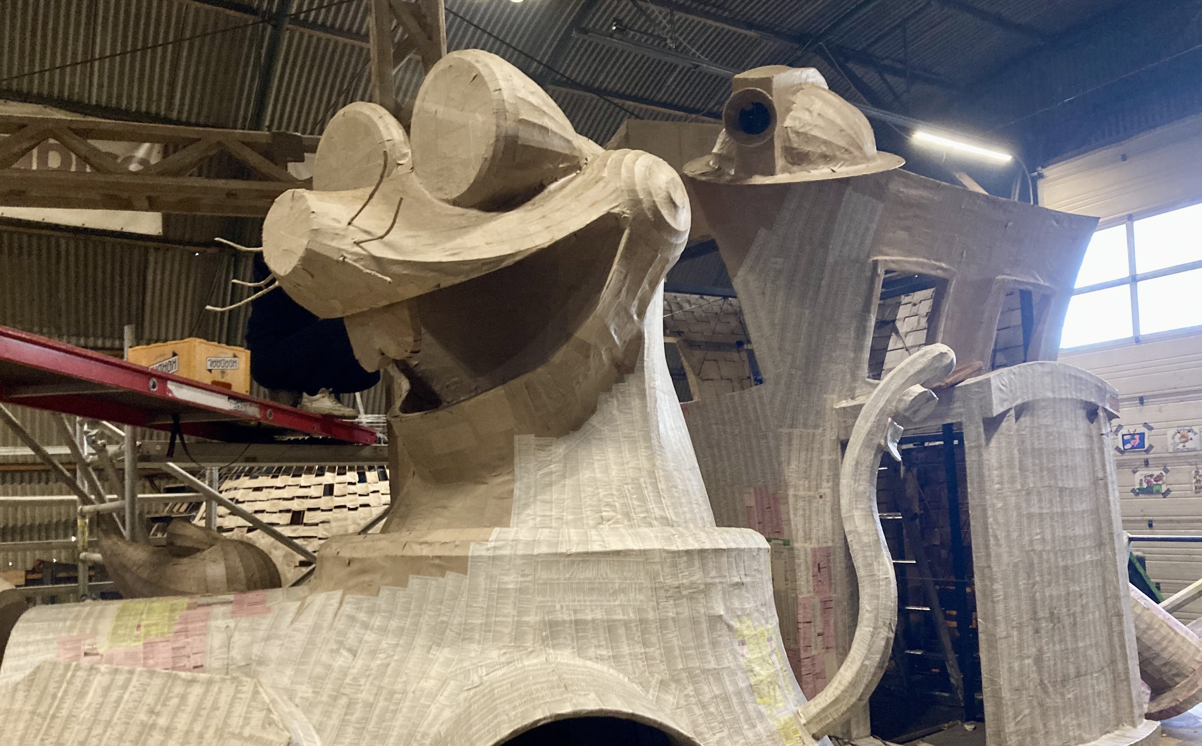 Foto: Wagenbouwers bezig met laatste loodjes KempenOptocht