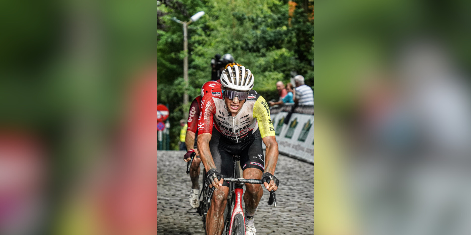Foto: Wielertalent Huub Artz (23) uit Wintelre rijdt Ronde van Spanje