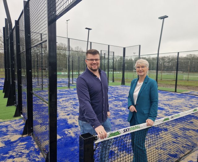 Foto: Oplevering padelbanen nieuwe stap herontwikkeling sportpark Egyptische Poort