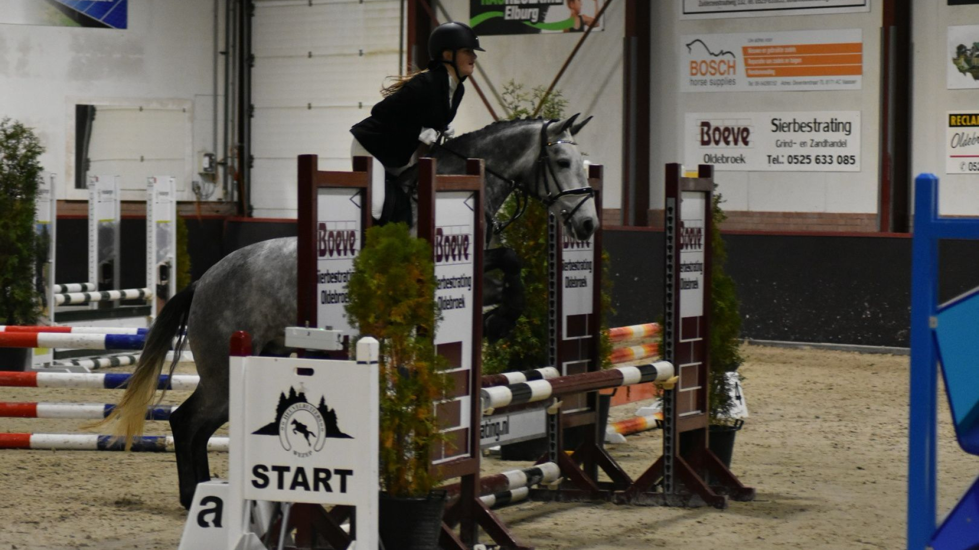 Foto: Uitslagen springen pony's Heuvelruiters