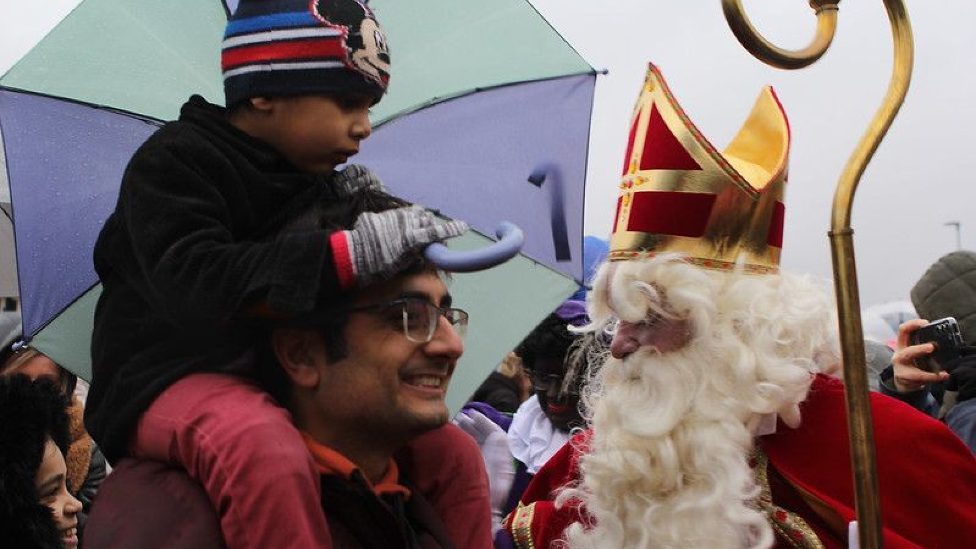 Foto: Sinterklaas doet Wezep aan