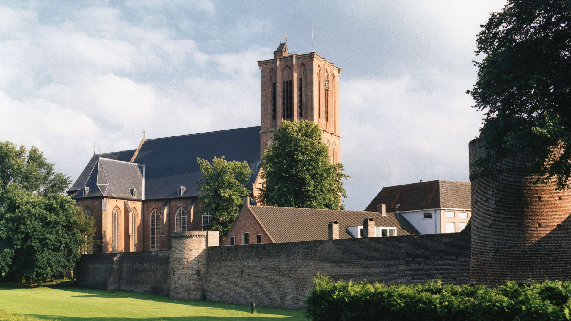 Foto: Bidstond voor de verkiezingen