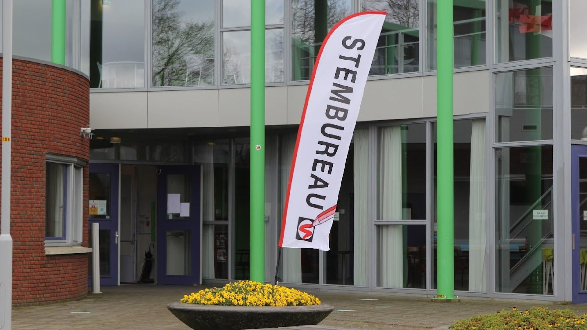 Foto: Verkiezingen 2023: Stemmen met uw stempas