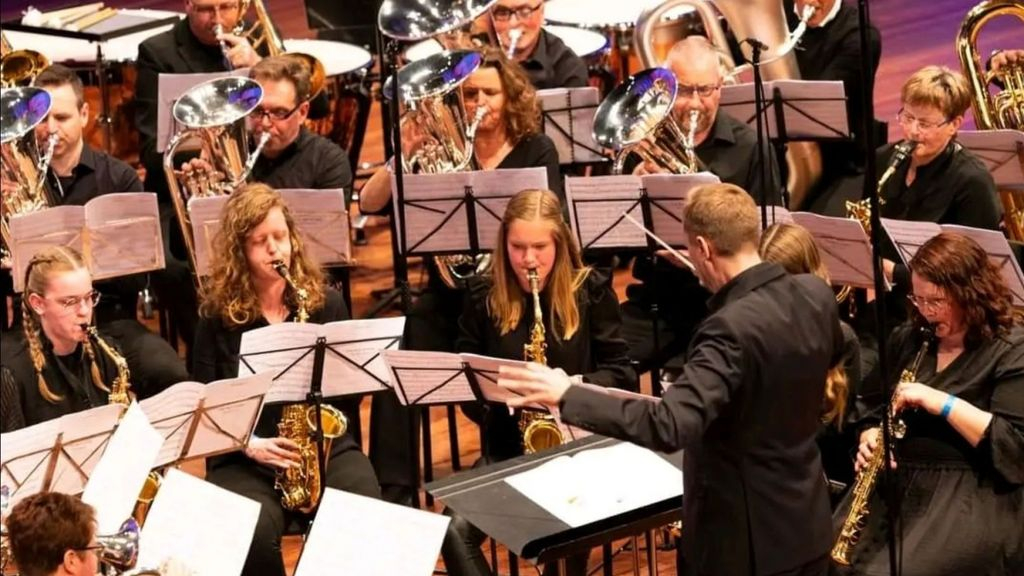 Foto: CMV Excelsior Oostendorp presenteert Praise
