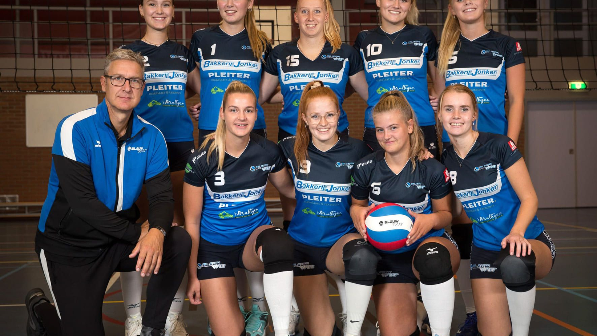 Foto: Bloed, Zweet en Tranen bij dames 1 Blauw Wit