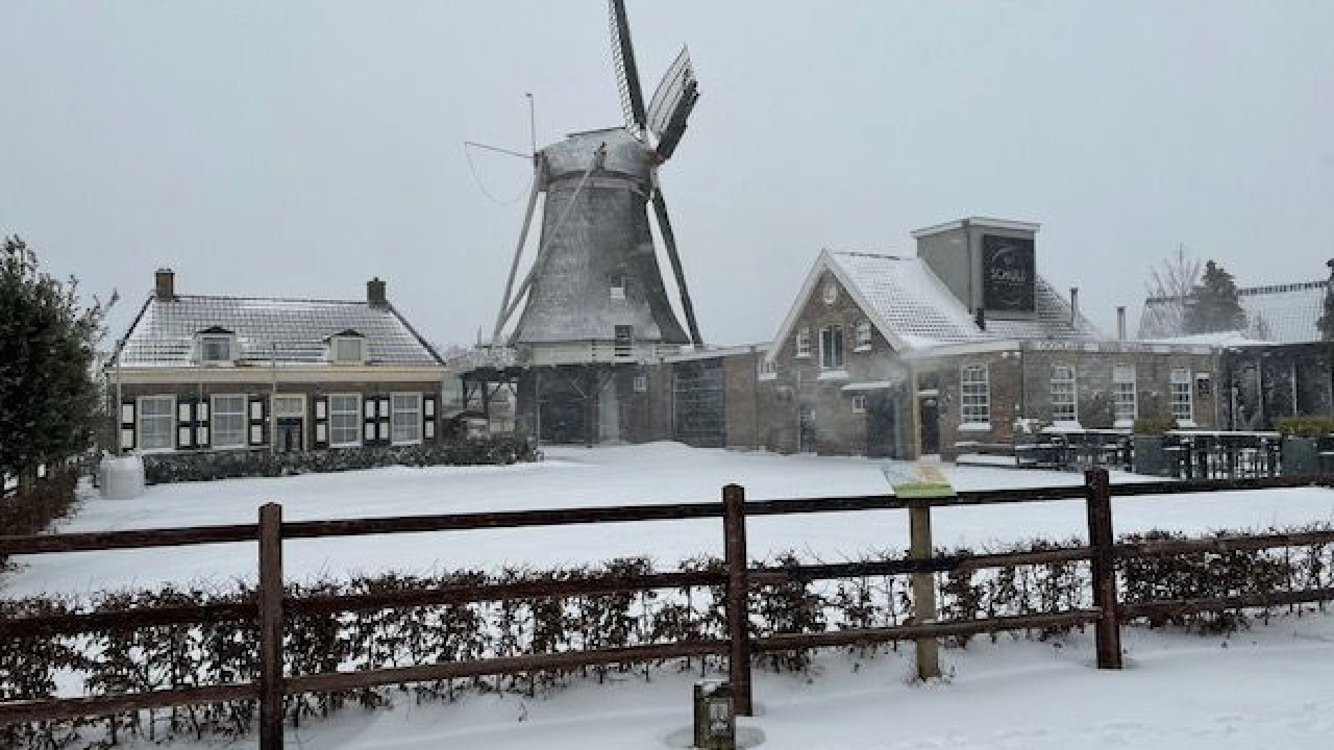 Foto: Aanmelding standhouders voor KerstbijdeMolen in Oostendorp