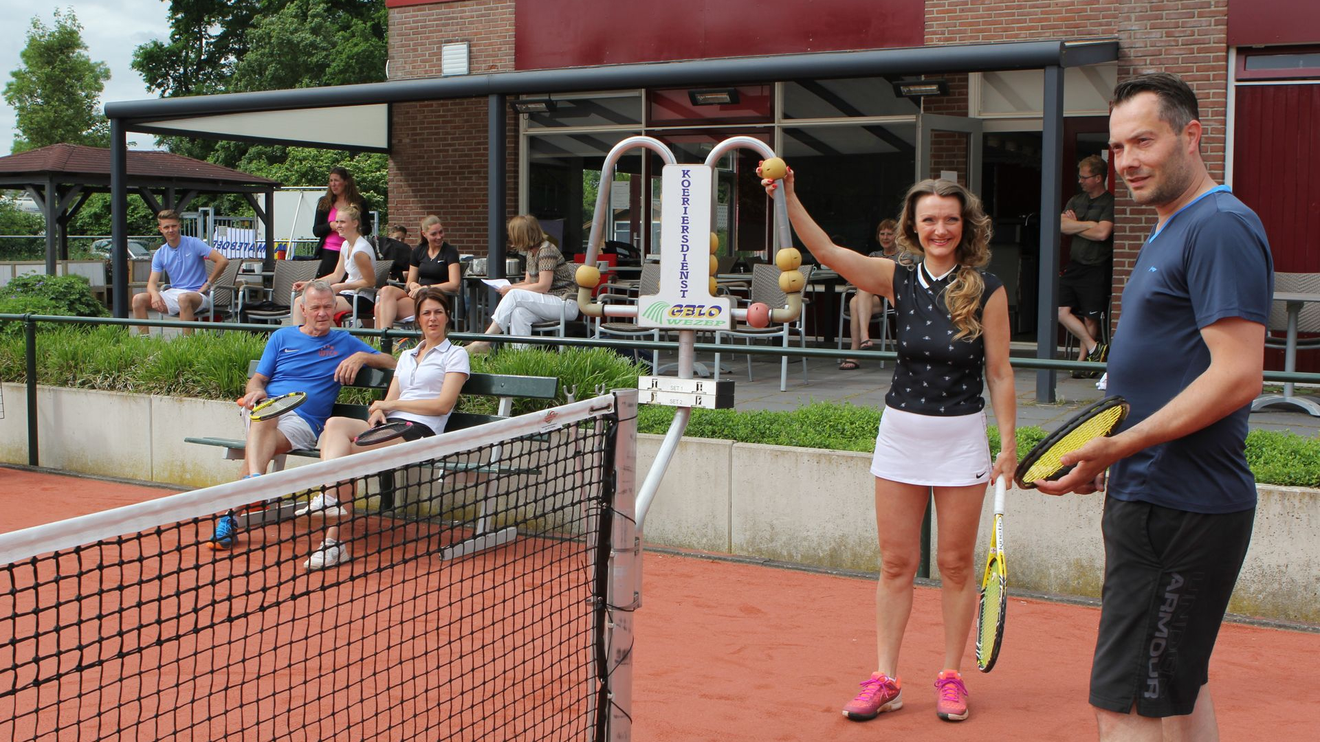 Foto: Introductie Tennis bij Wezep Tennis & Padel