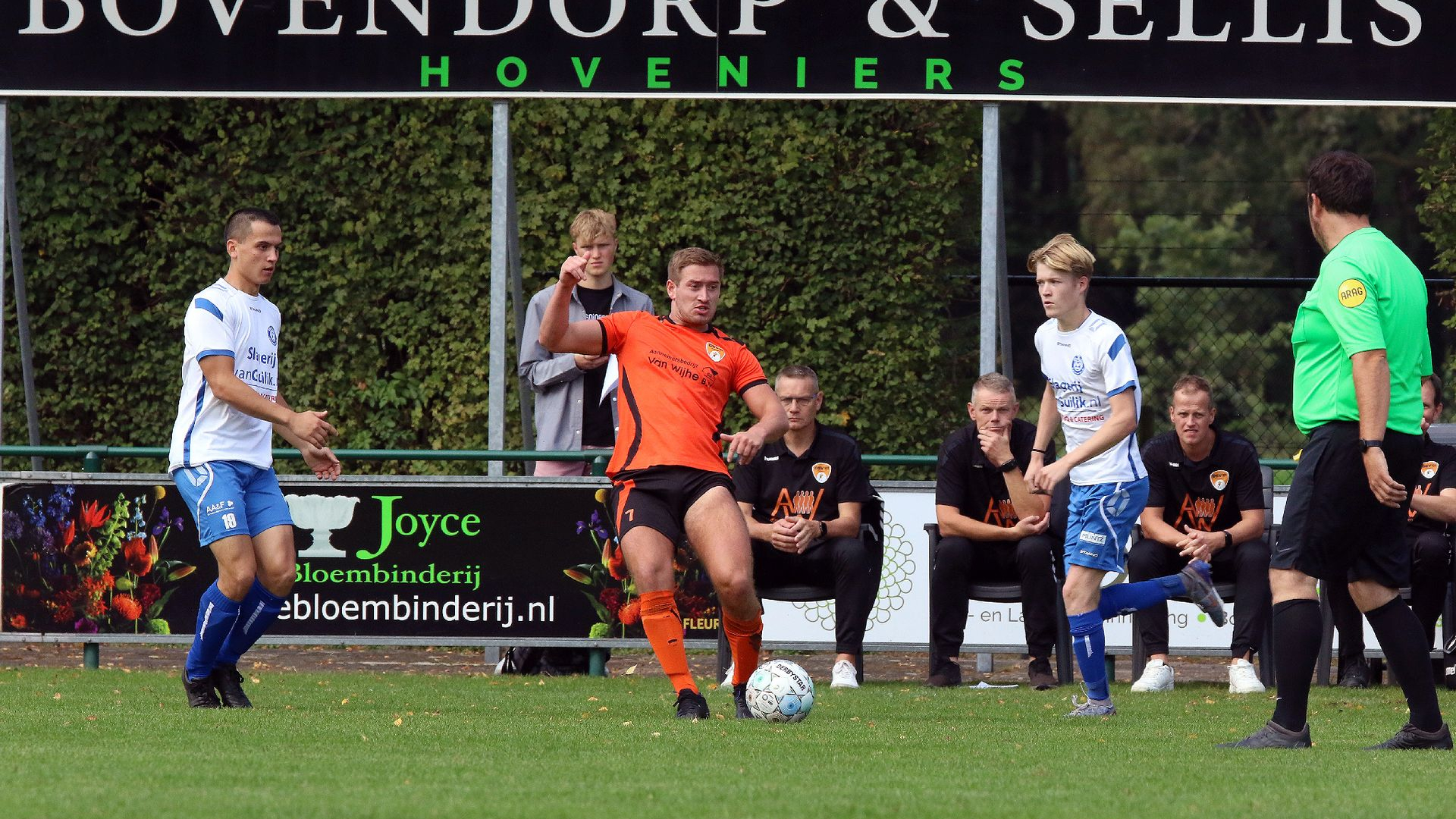 Foto: DSV komt te laat op gang: 3 – 3 tegen WZC