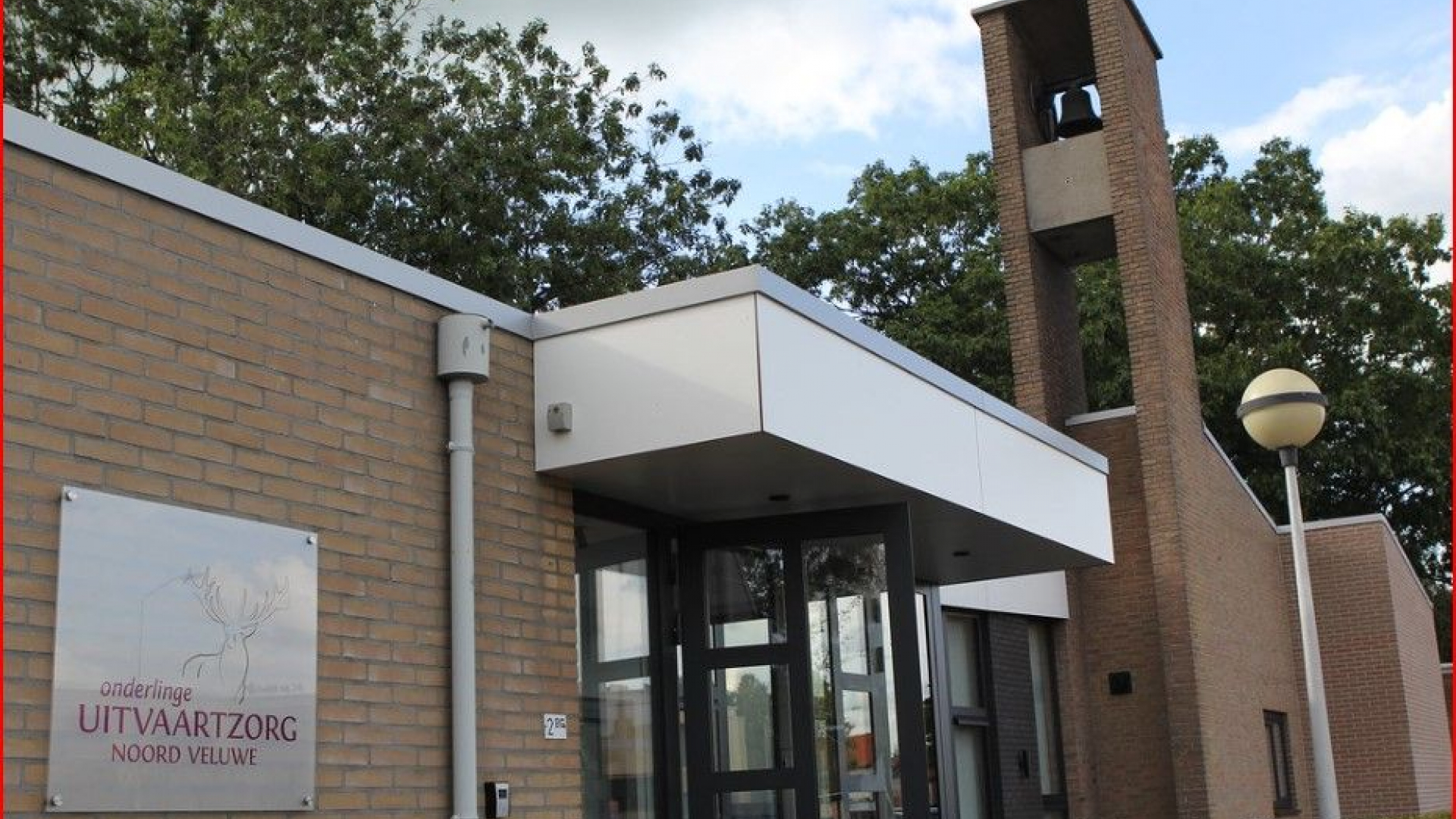 Foto: Heropening gerenoveerde uitvaartcentrum Wezep