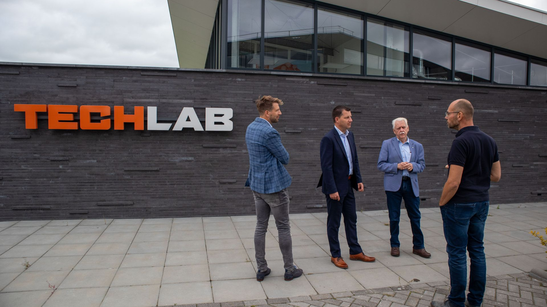 Foto: Bezoek Regio Zwolle aan Techlab Elburg