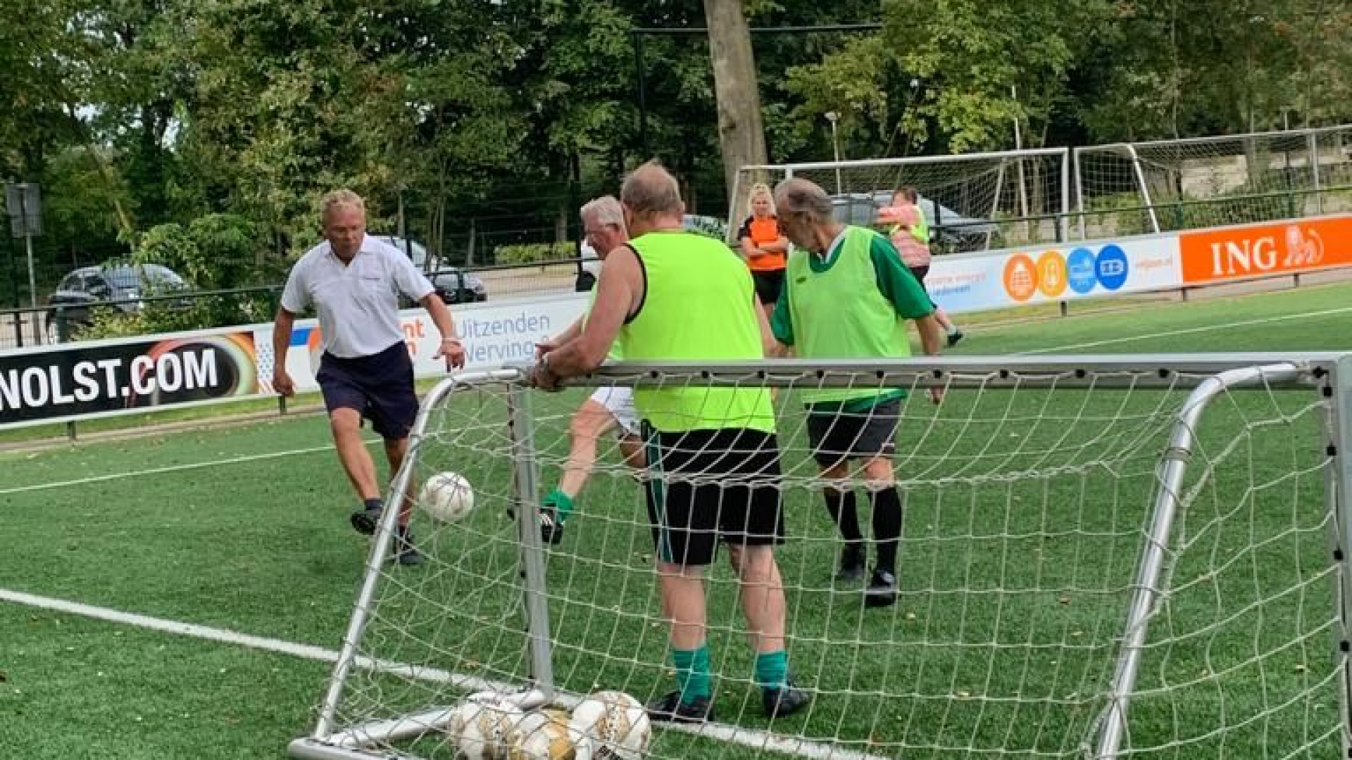 Foto: Walking Football OWIOS weer van start
