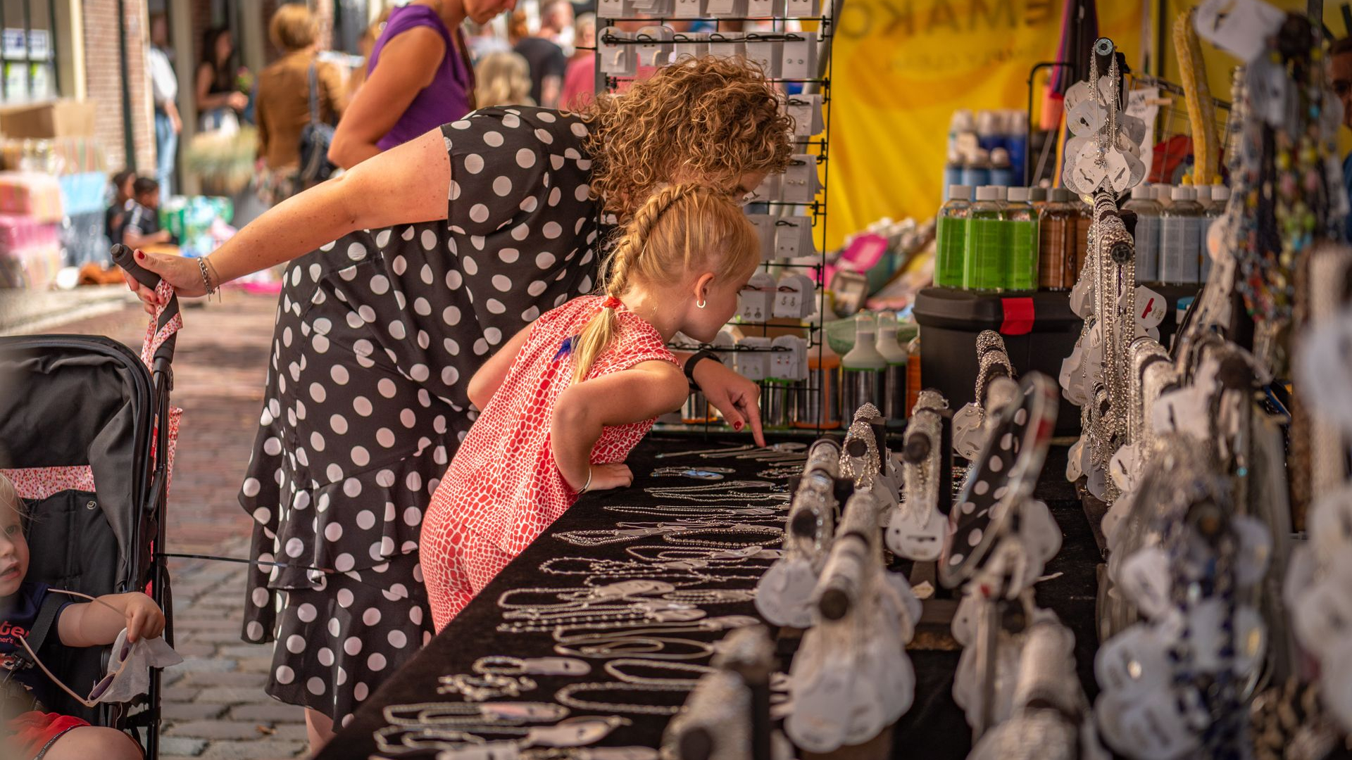 Foto: Gezelligheid en muziek op de laatste Vestingdag van deze zomer