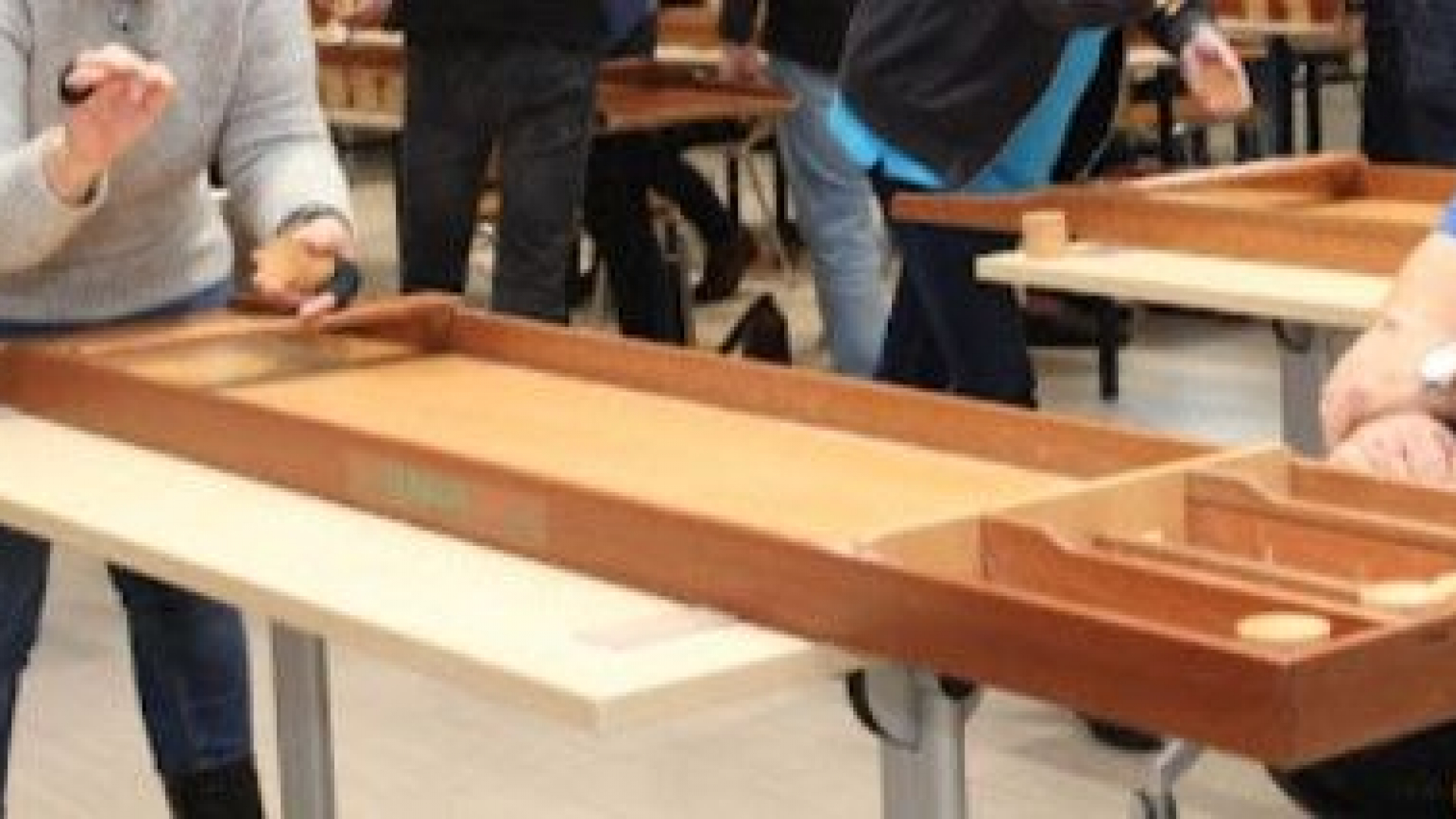 Foto: Leden Sjoelvereniging Wezep eo  gaan weer sjoelen