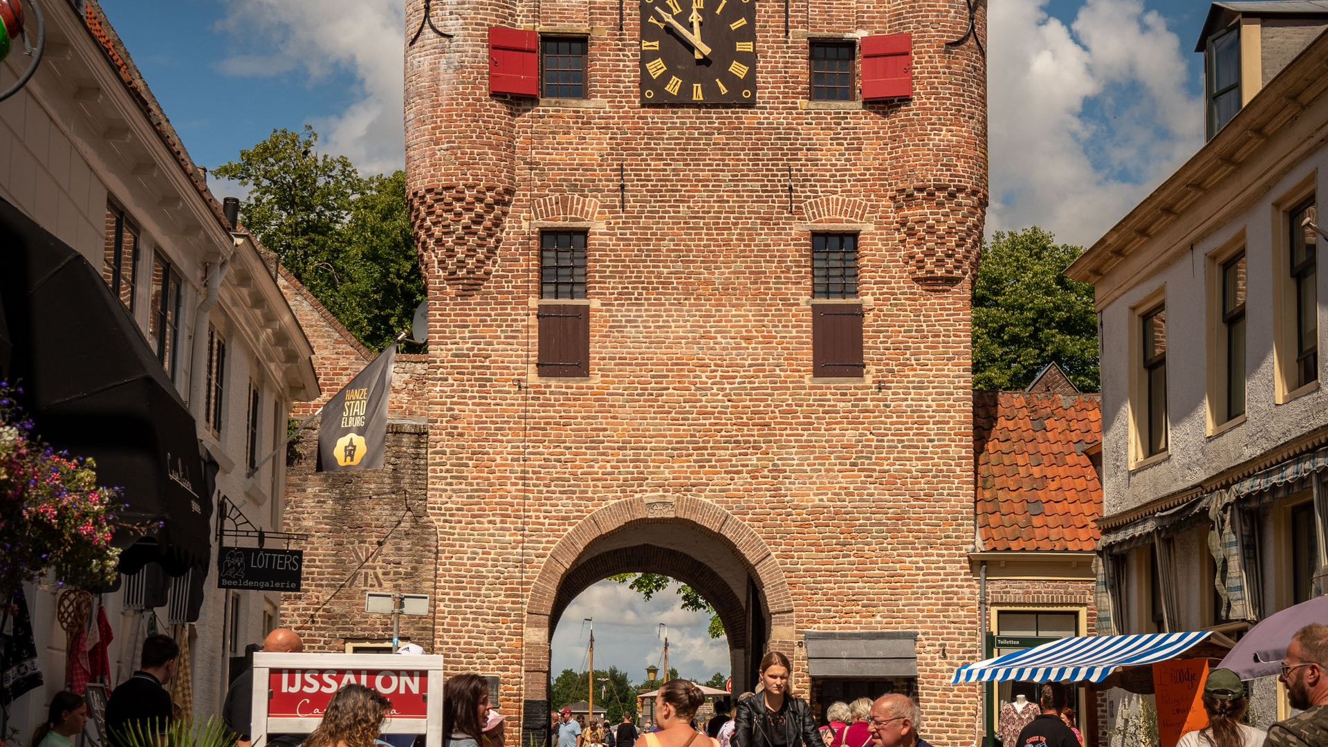 Foto: Gezelligheid op de derde Vestingdag in Elburg