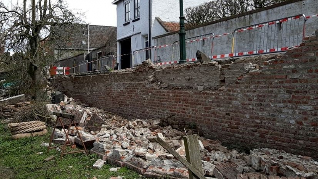 Foto: Restauratie stadsmuur Noorderwalstraat