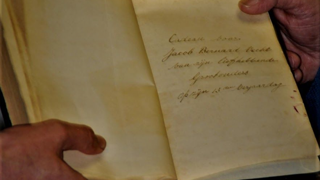 Foto: Unieke choemasj voor Museum Sjoel Elburg
