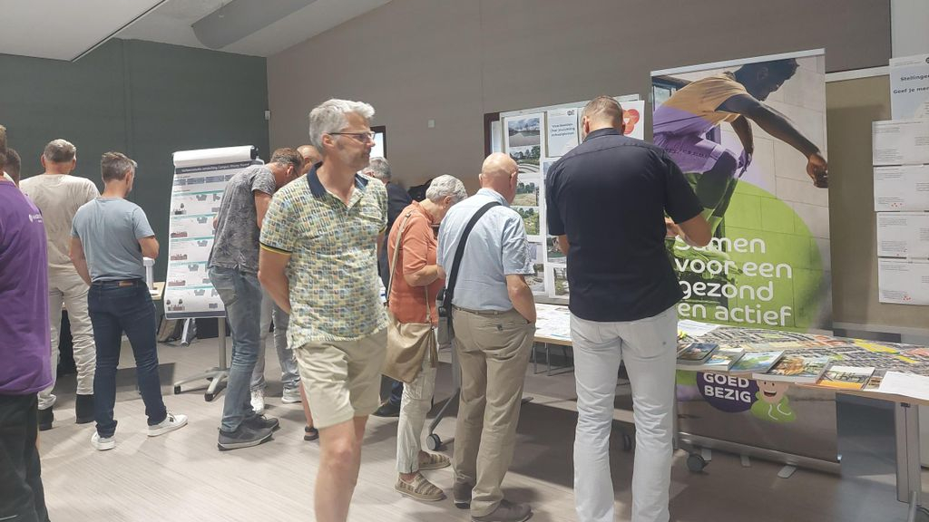 Foto: Ruime belangstelling voor ontwikkelingen in Buurtmidden
