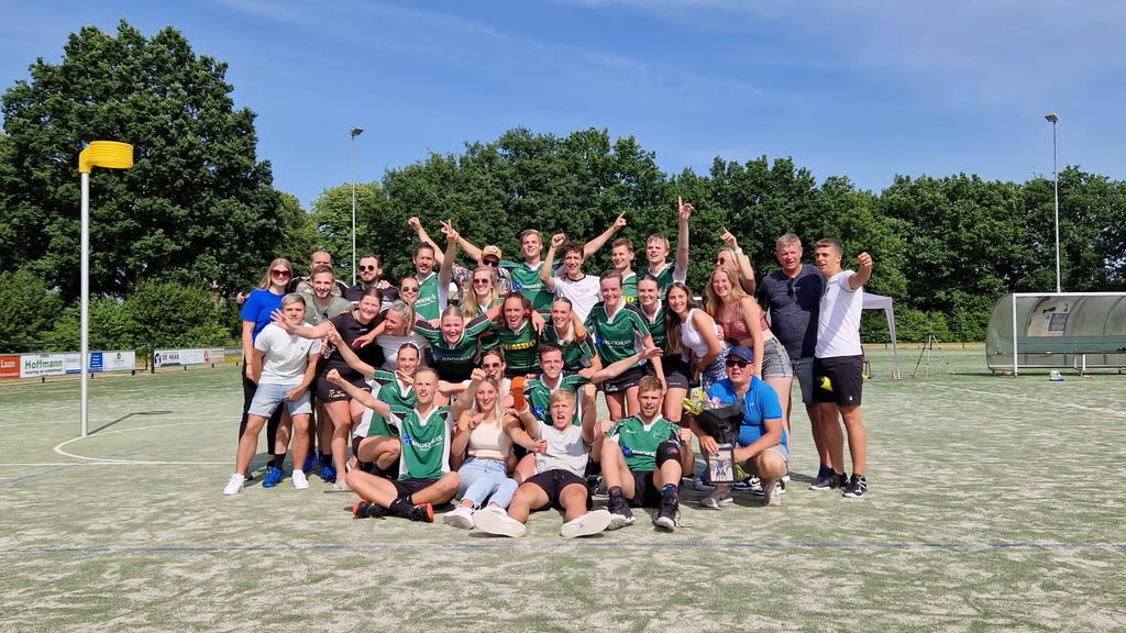 Foto: Promotie voor KV Elburg 1