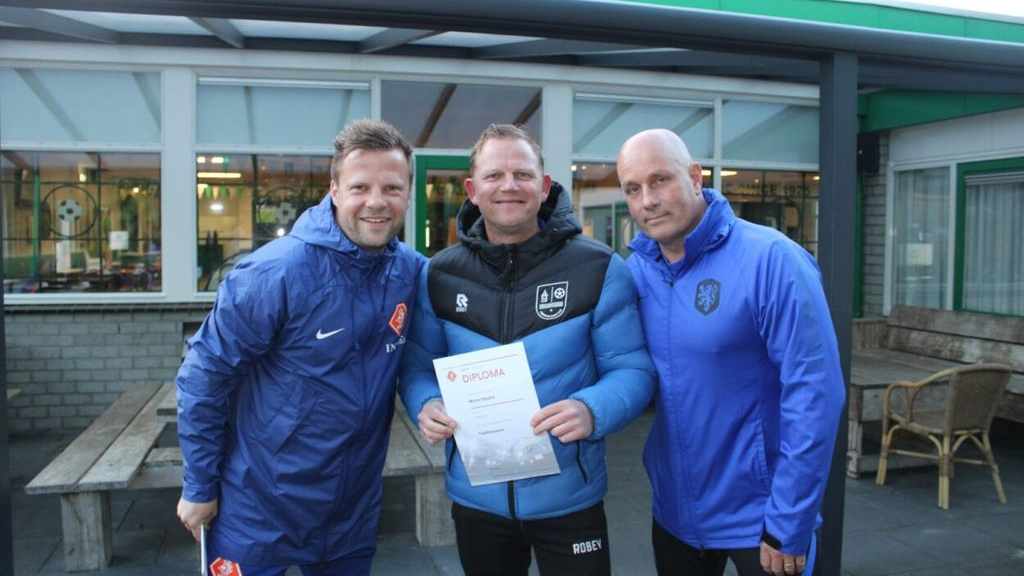 Foto: ESC trainers behalen trainersdiploma