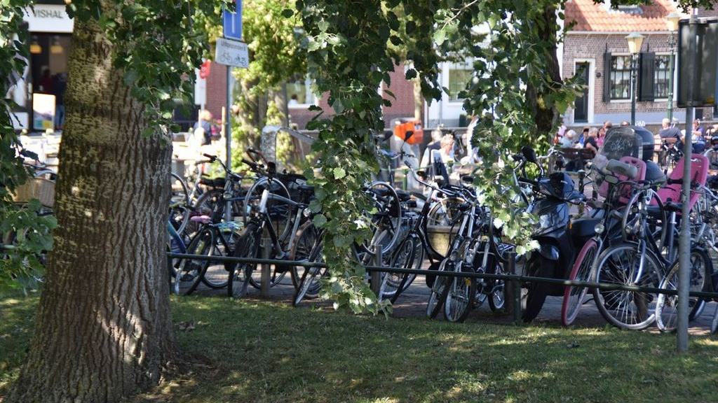 Foto: Fietspuzzeltocht en Motortoertocht op Pinkstermaandag