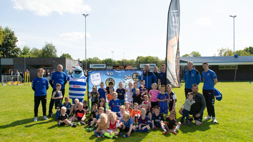 Foto: Laatste keer ESC Franken Dakkapellen Voetbalschool voor zomerstop