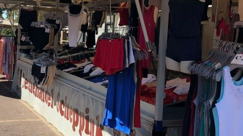 Foto: Textielhandel Scheppink stopt in Wezep