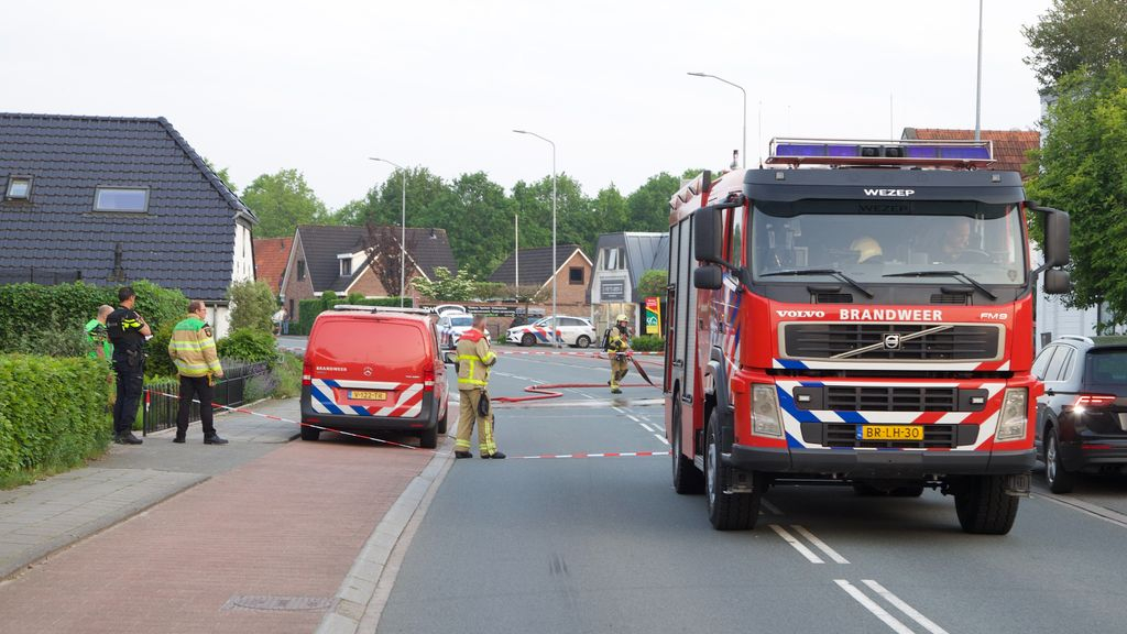 Foto: Mogelijk drugspand in woonwijk Wezep beveiligd