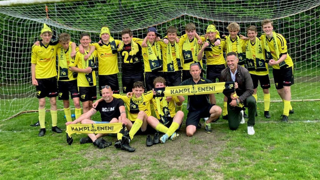 Foto: VSCO’61 JO17-1 kampioen na 6-0 overwinning