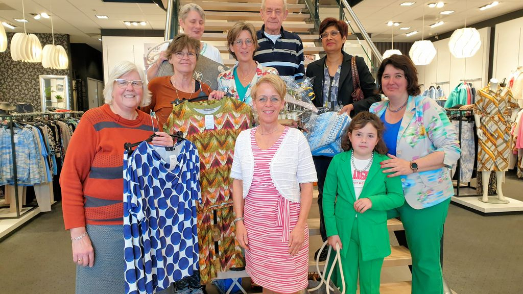 Foto: Prijswinnaars Modefeest bij Vaessen