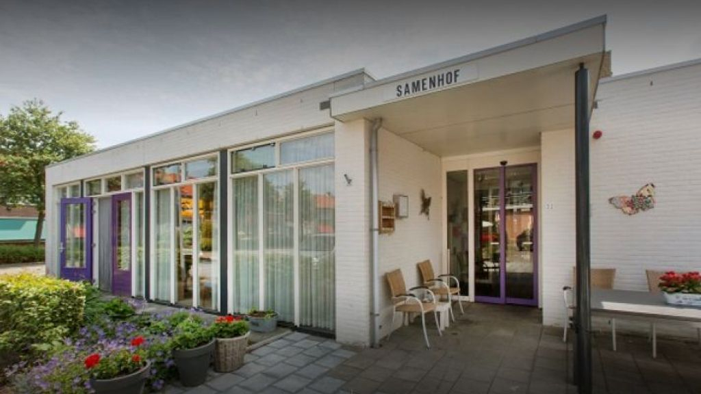 Foto: Gezellige avond in de Samenhof