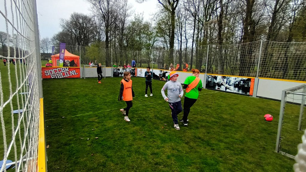 Foto: Basisscholen zetten sportiefste beentje voor tijdens Koningsspelen Oldebroek