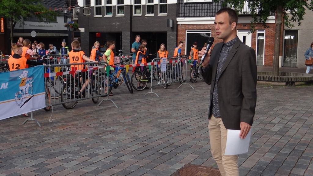 Foto: Nunspeetse scholieren doen verkeersexamen