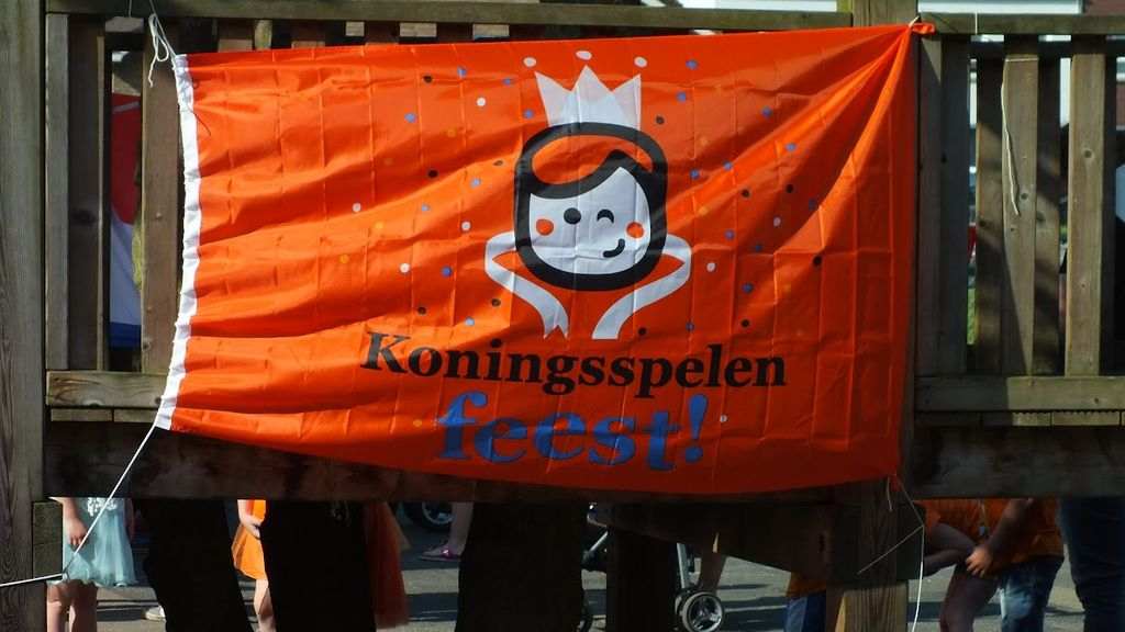 Foto: Koningspelen in Oldebroek op vrijdag 21 april