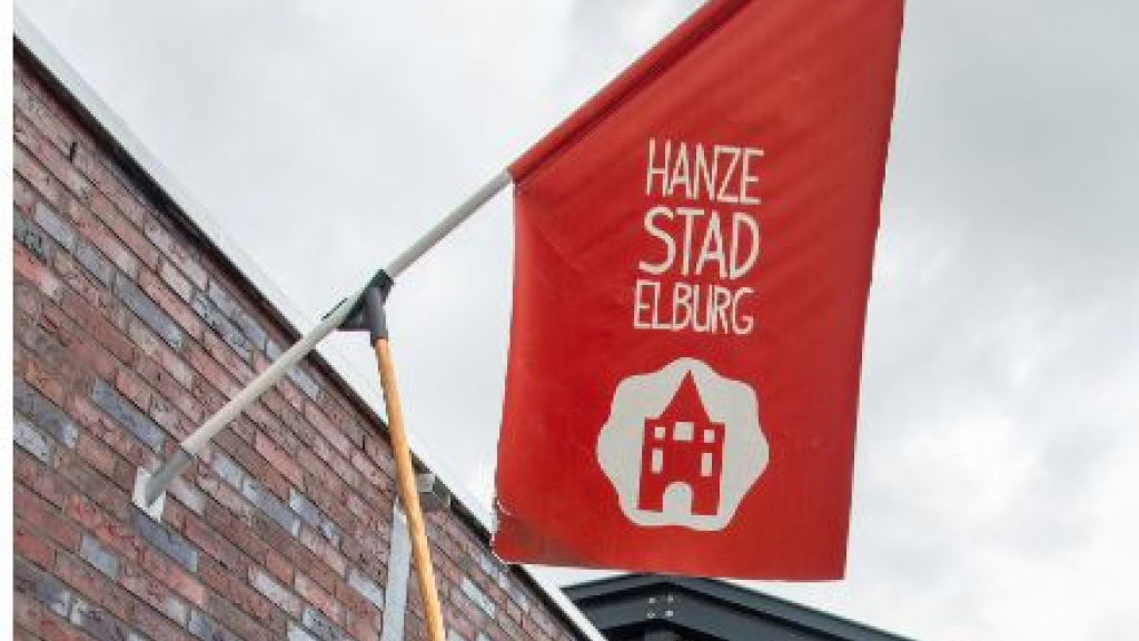 Foto: Column: Hulde aan de Hanze - Wethouder Bertus Jeensma