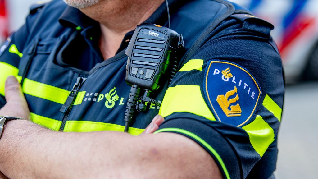 Foto: Man en vrouw opgepakt voor mishandeling agenten in Harderwijk