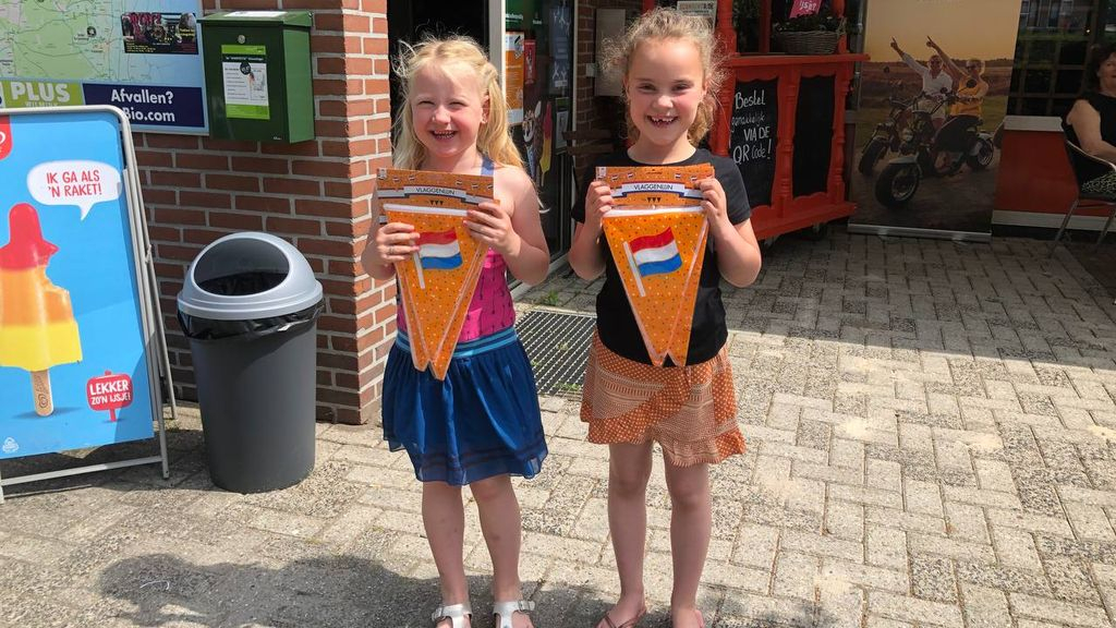 Foto: Buurtvereniging wil heel Hulshorst oranje laten kleuren voor het EK