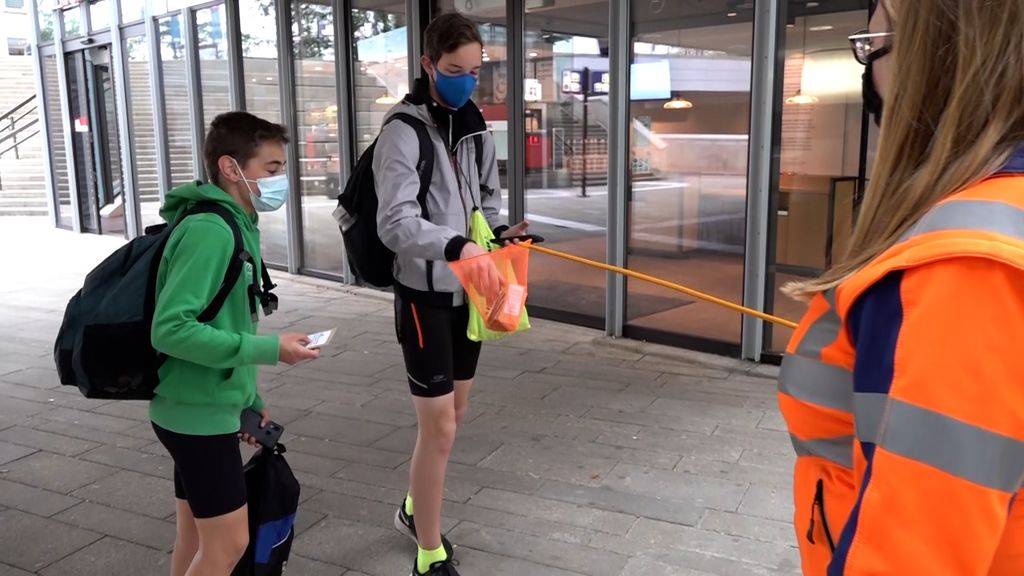 Foto: Het wordt weer drukker in de trein, NS deelt verrassing uit aan reizigers