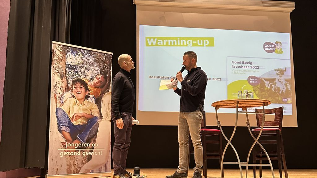 Foto: Eerste Goed Bezig jaarverslag 2022 overhandigd aan Erben Wennemars