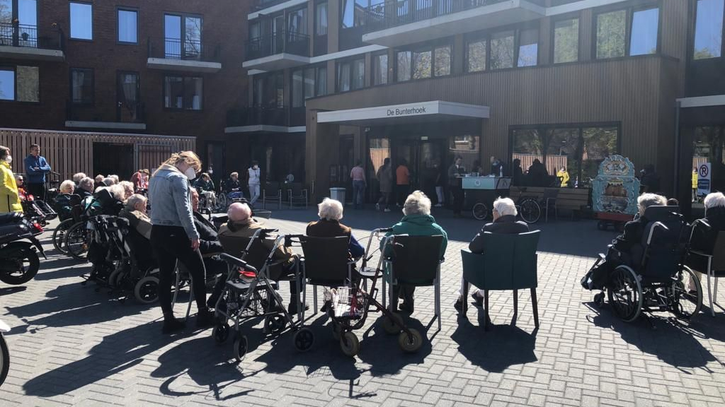 Foto: Genieten op Koningsdag in Nunspeet