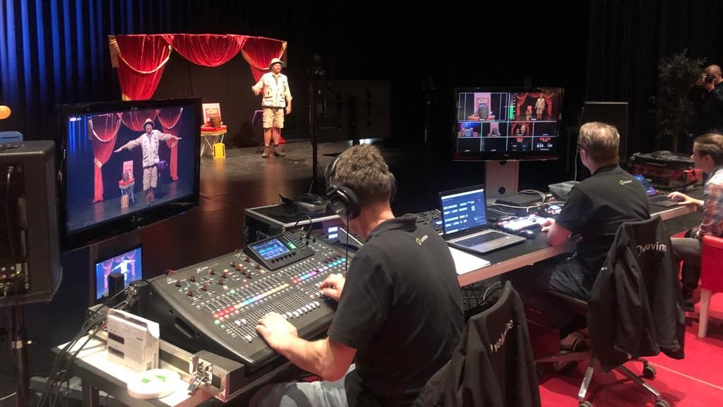 Foto: Interactieve digitale show voor kinderen op Koningsdag