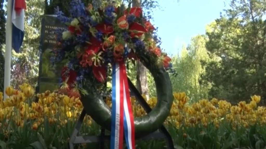 Foto: Herdenking en kranslegging op 4 mei zonder publiek