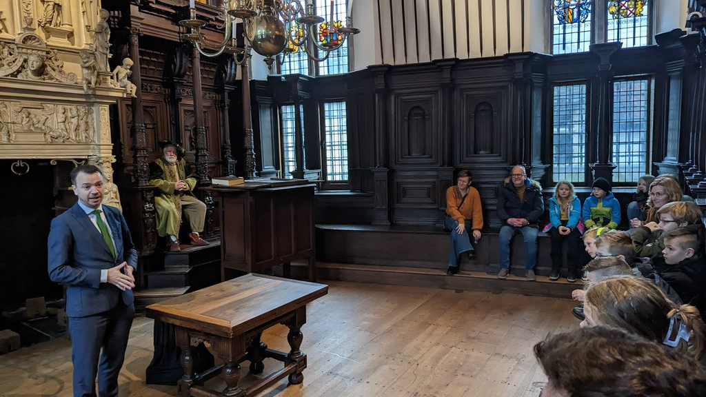 Foto: Audiopresentatie in Schepenzaal brengt eeuwenoude rechtspraak tot leven