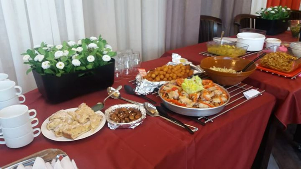 Foto: Minima-altijd; geen kosten en gezellig samen eten